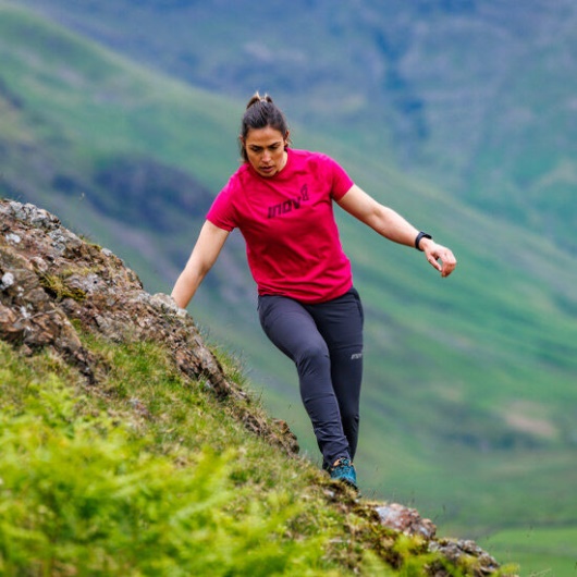 Roze Grafisch T-shirt Ss ''inov-8'' Fashion Dames